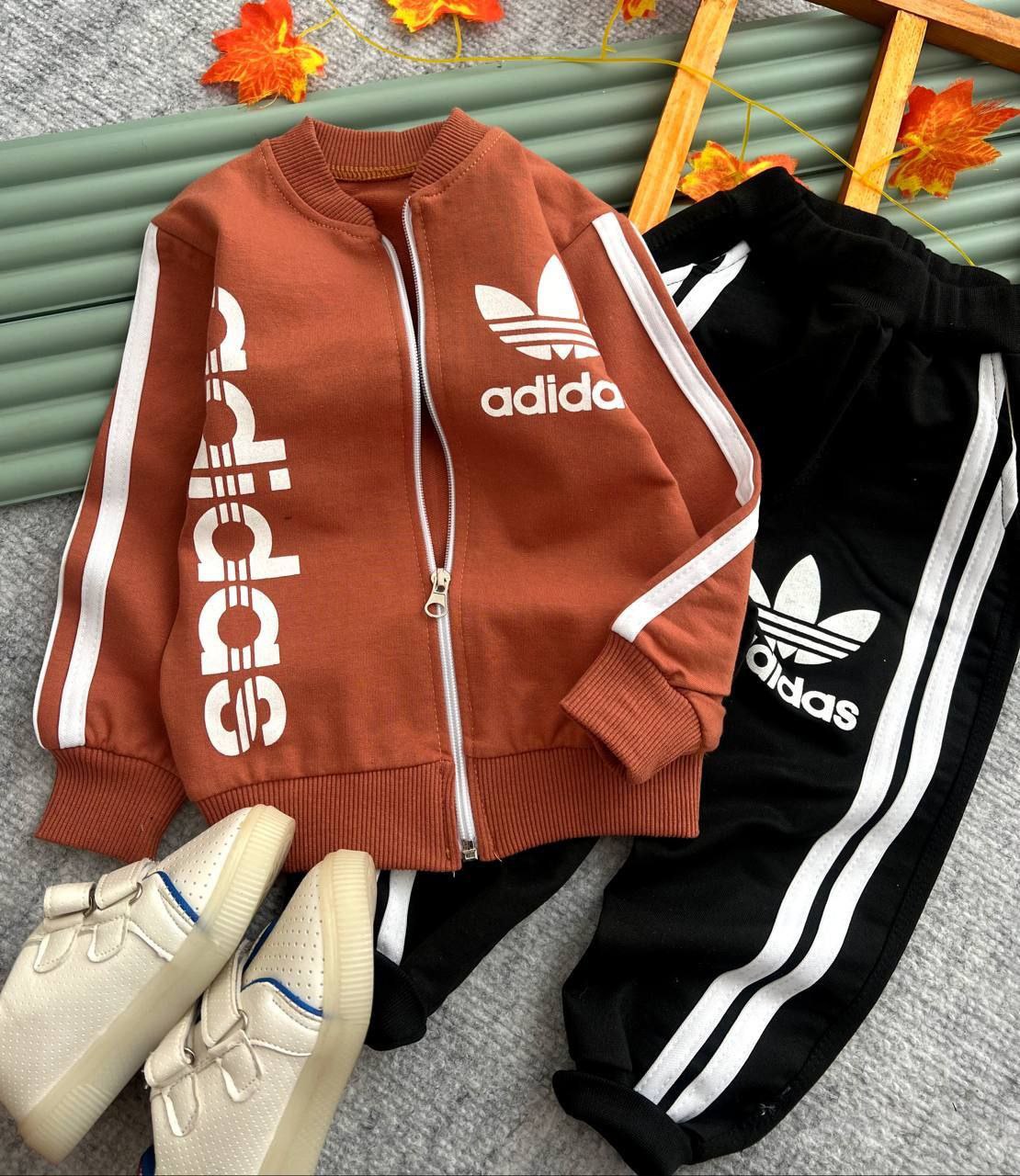 عکس محصول ست سویشرت شلوار آدیداس - شماره 2