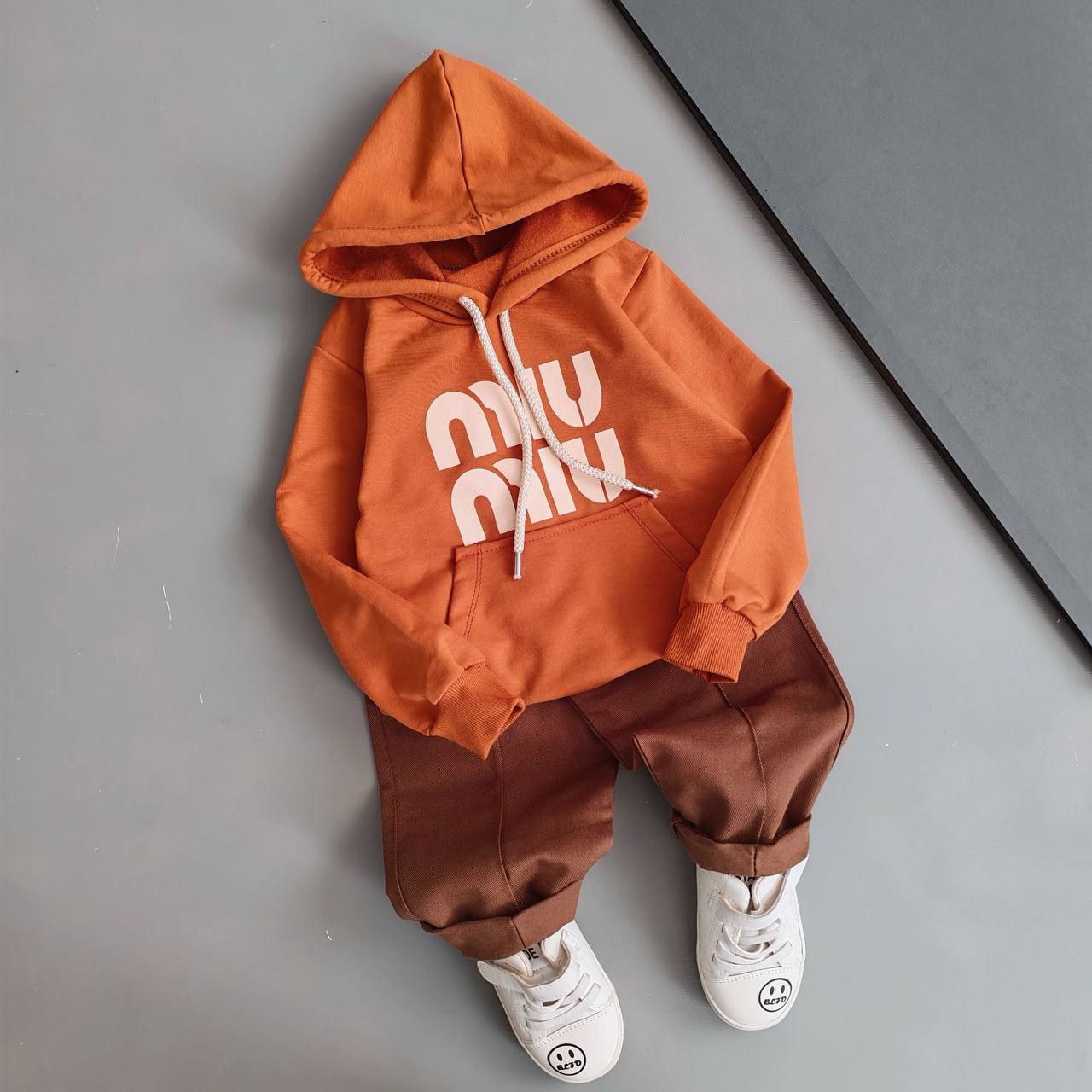 عکس محصول هودی شلوار miu miu - شماره 2