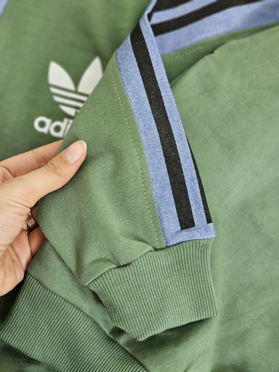 عکس محصول ست ادیداس خرج کار لی - شماره 5