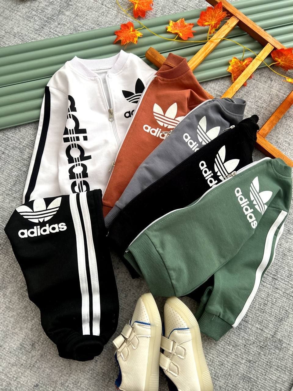 عکس محصول ست سویشرت شلوار آدیداس - شماره 5