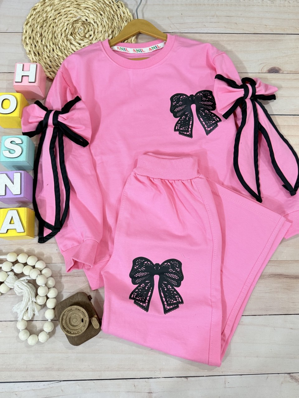 عکس محصول ست بلوز شلوار مینیمال گره - شماره 3