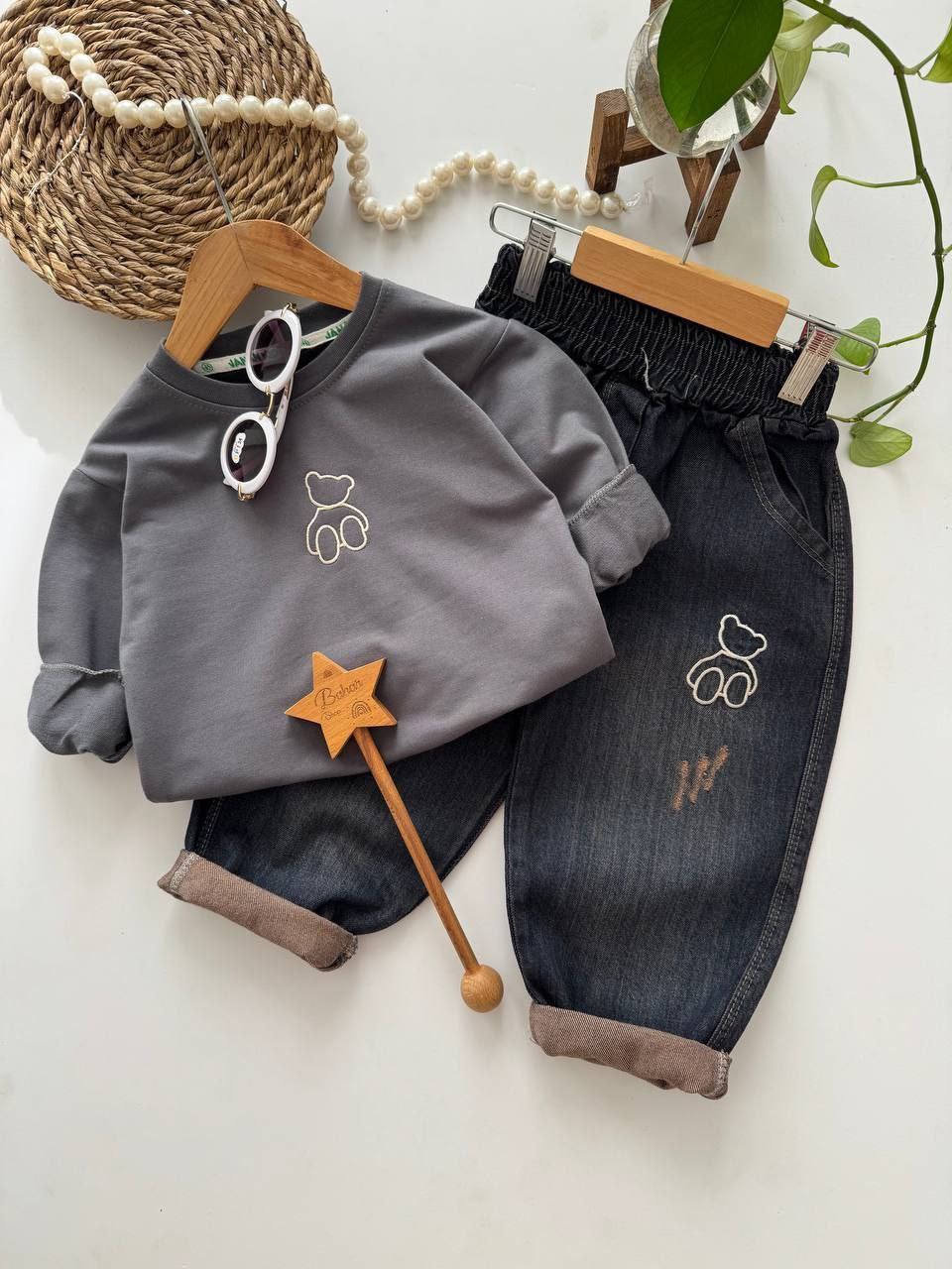 عکس محصول دورس پاندا با شلوار جین - شماره 4