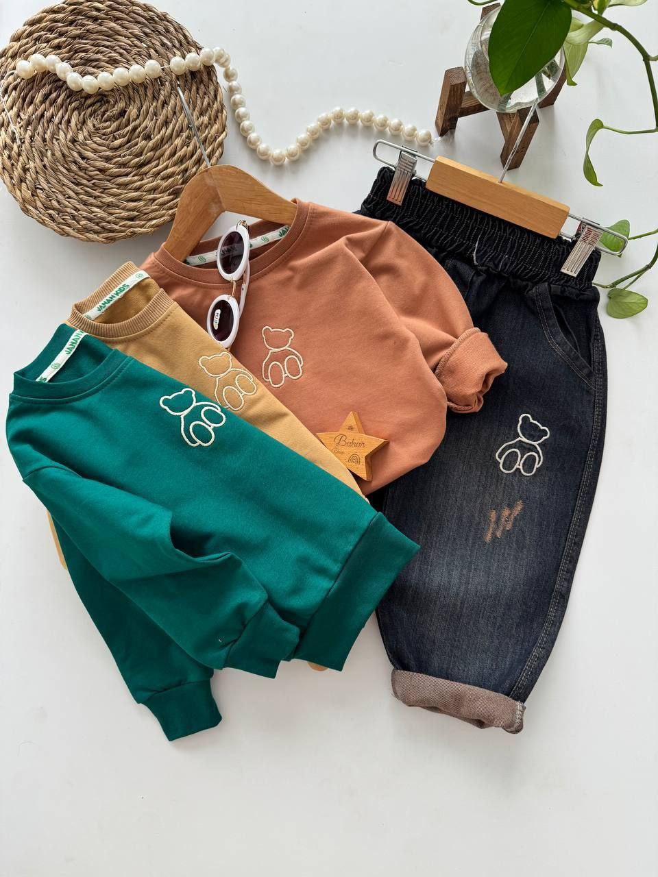 عکس محصول دورس پاندا با شلوار جین - شماره 1