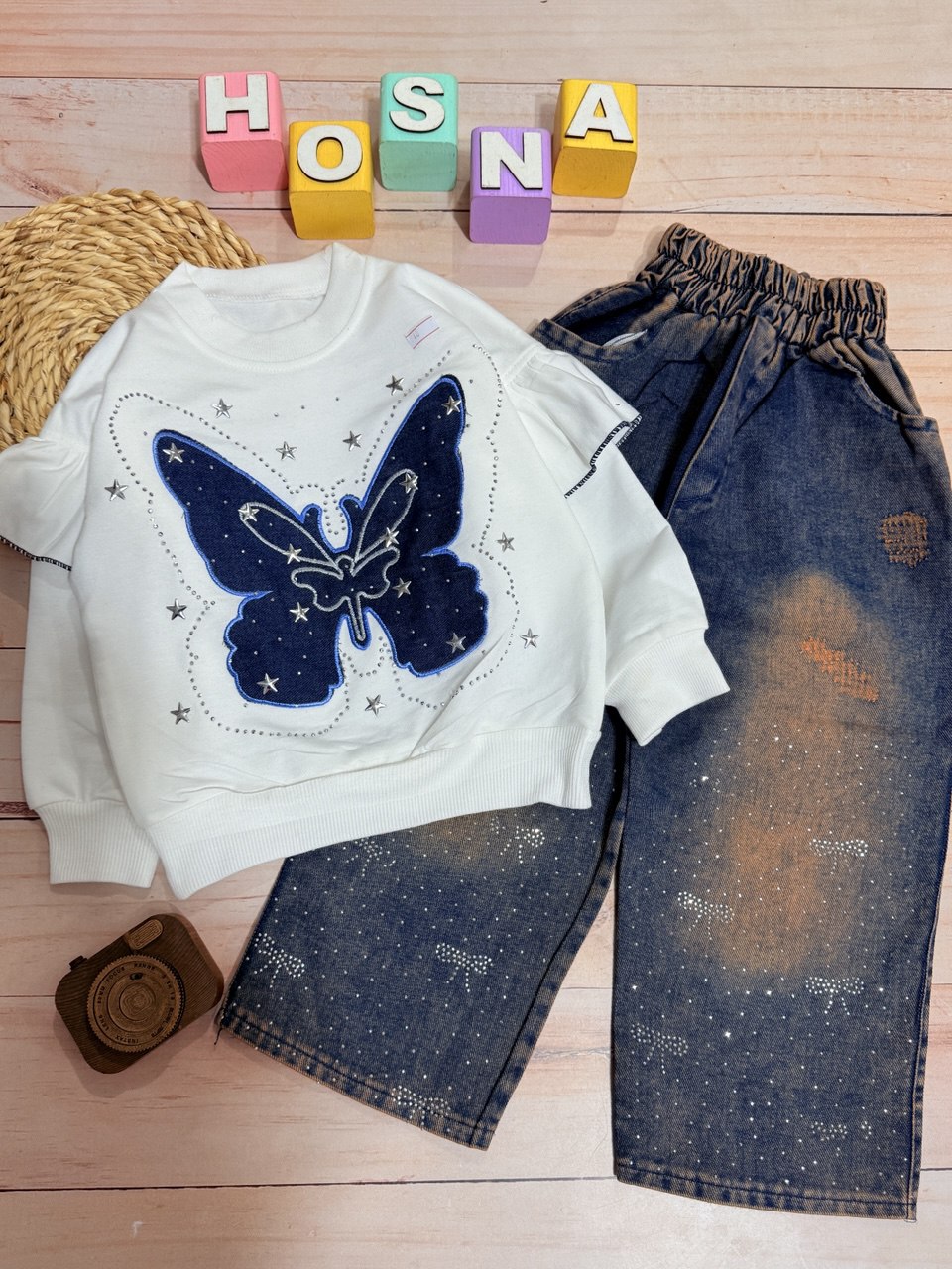 عکس محصول ست پروانه نگین دار با شلوار لی - شماره 1