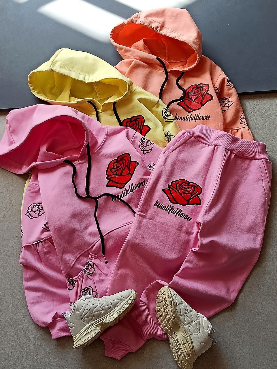 عکس محصول هودی شلوار beautiful flower - شماره 1