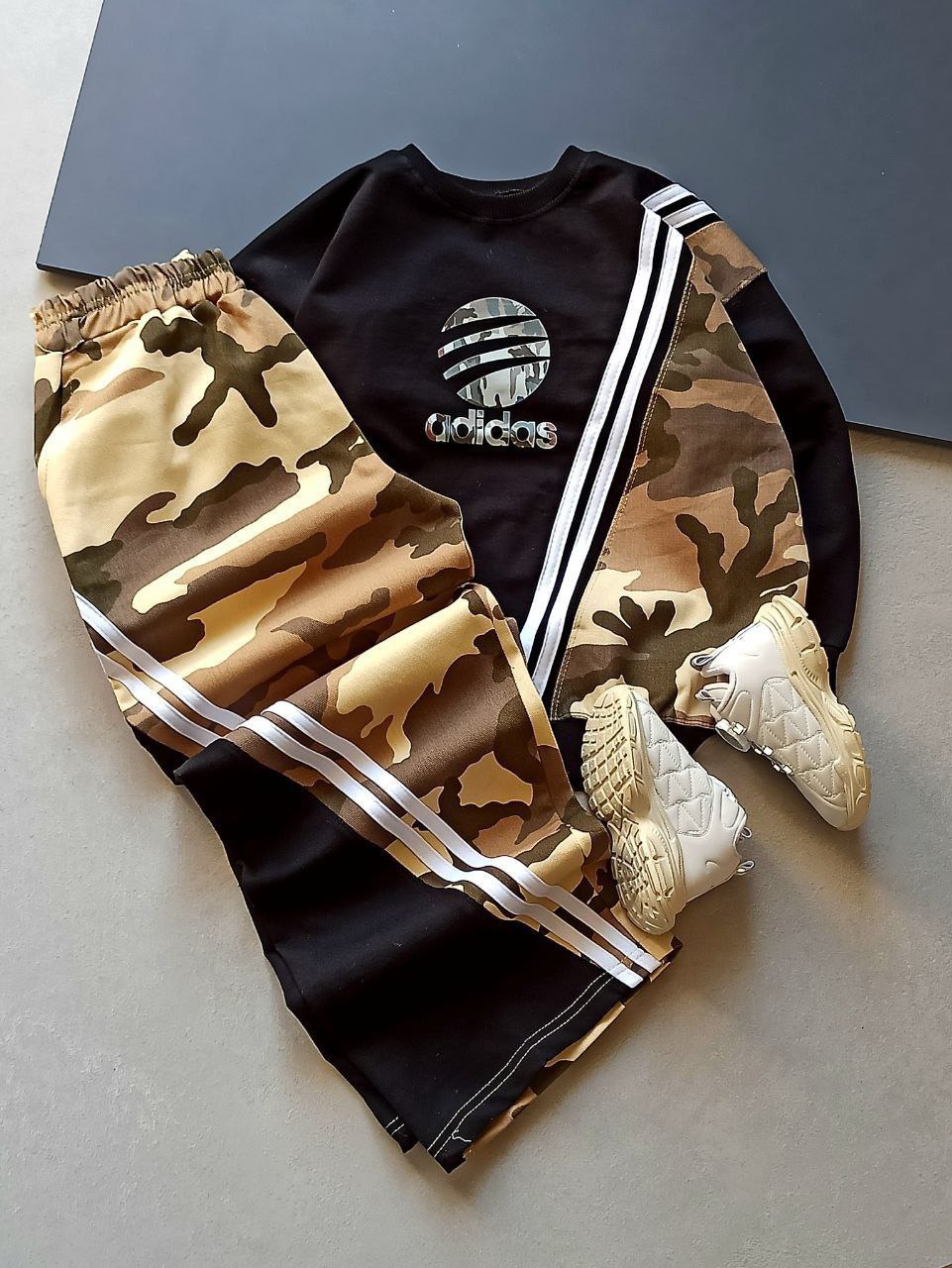 عکس محصول ست بلوز شلوار ارتشی - شماره 4