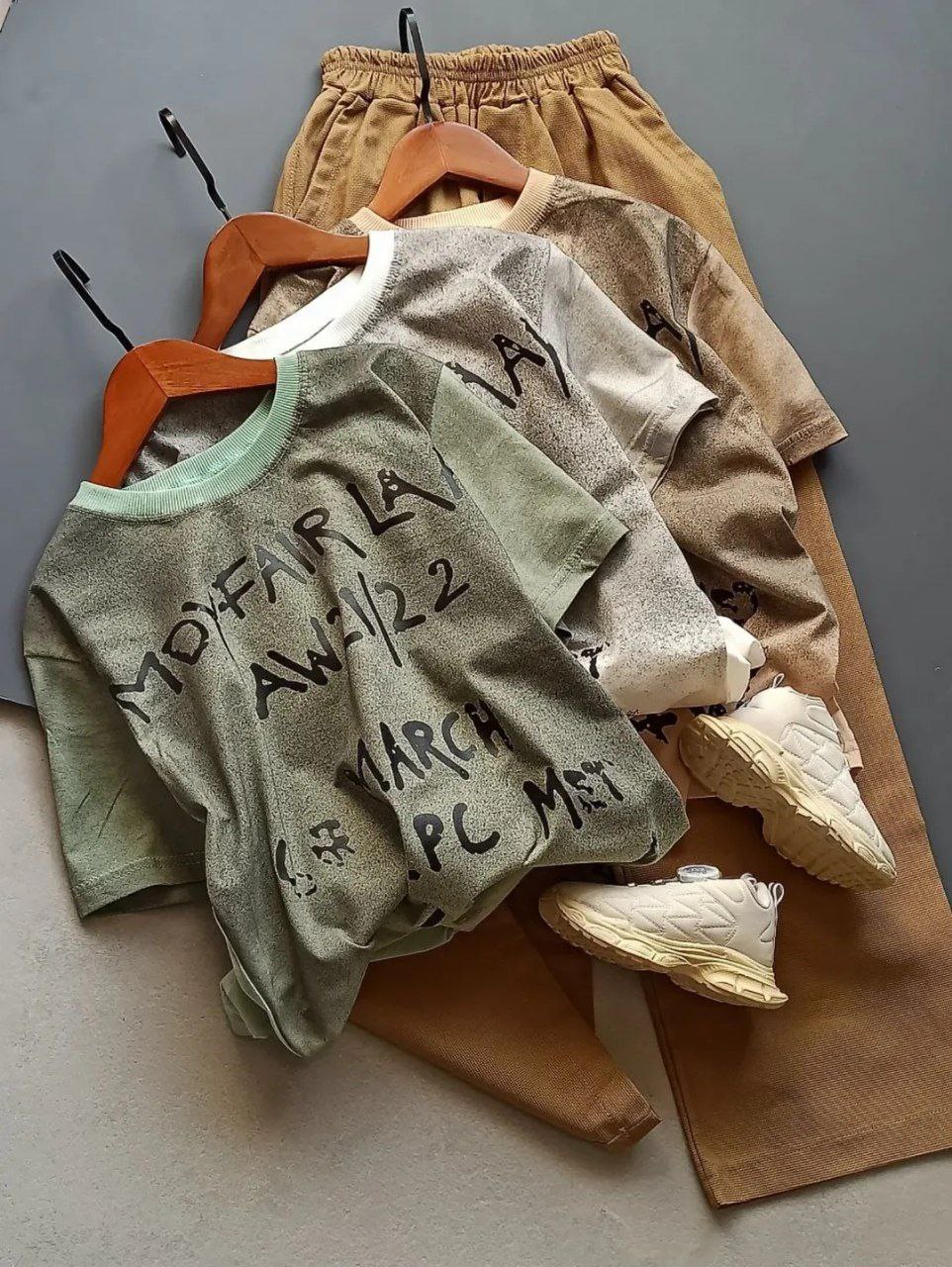 عکس محصول تیشرت و شلوار بگ حروف لاتین - شماره 1