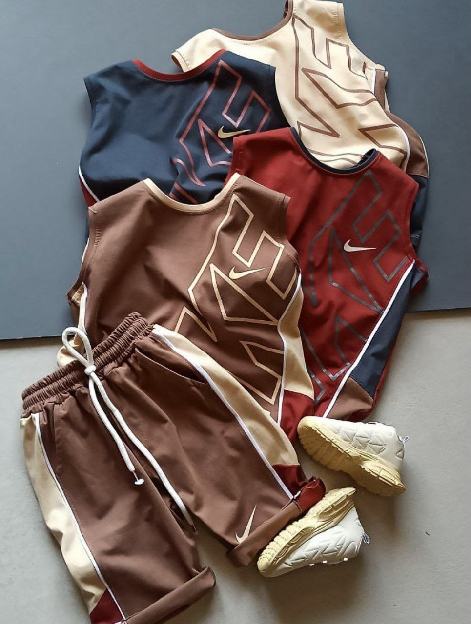 عکس محصول ست تاپ شلوارک نایک جدید - شماره 3