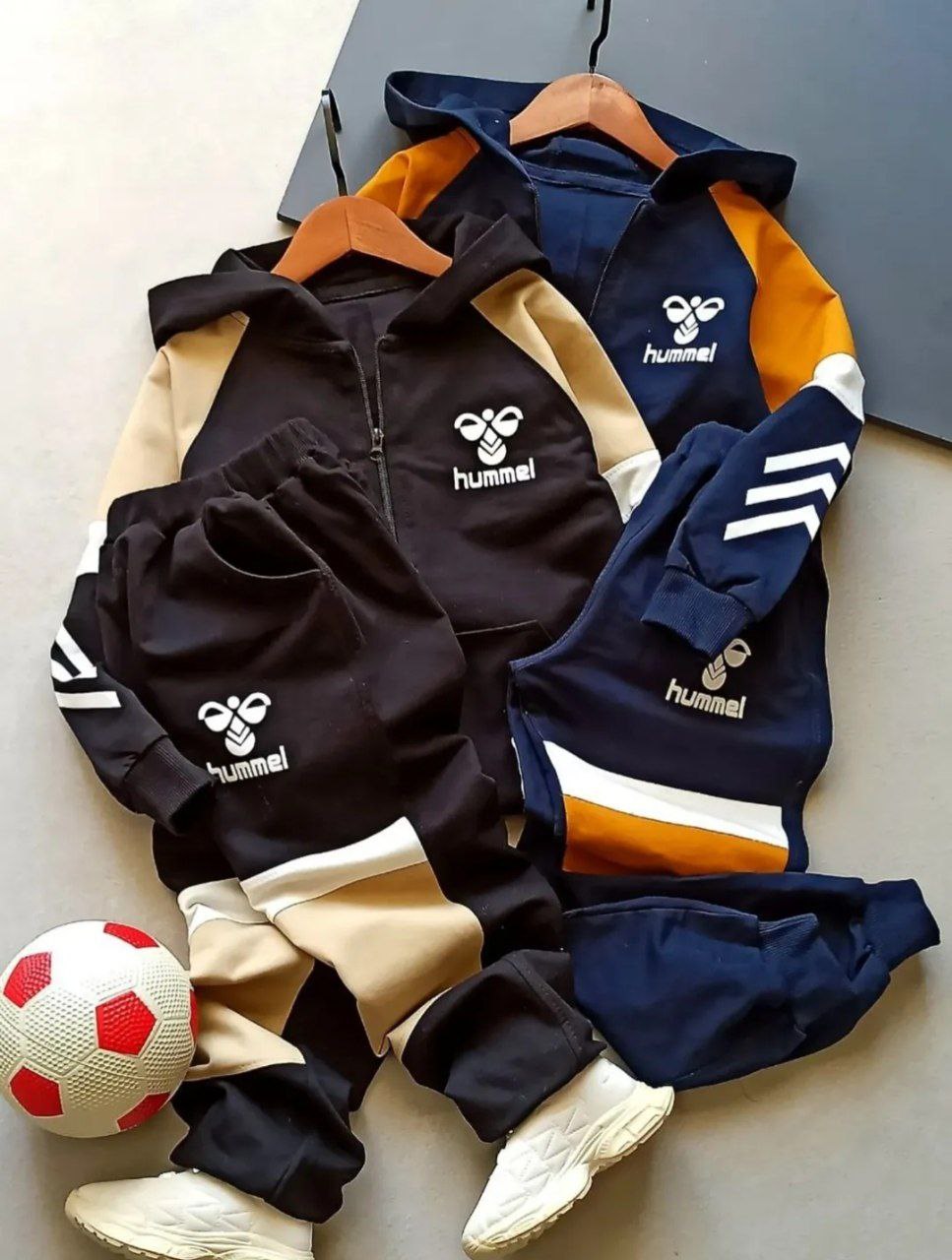 عکس محصول سویشرت شلوار hummel - شماره 5